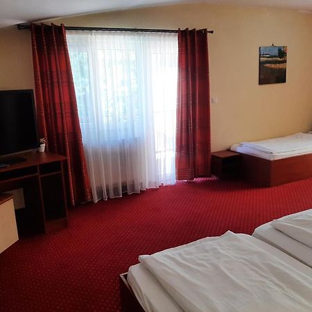 Pensiune Safrane Băile Herculane Extérieur photo